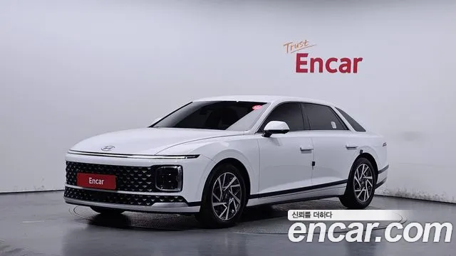 Hyundai Grandeur Grandeur (GN7) 2.5 Бензин 2WD — Фото автомобиля 2