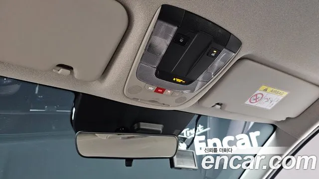 Kia Niro Niro (New) — Фото автомобиля 24