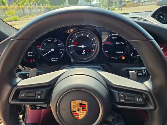 Porsche 911 — Фото автомобиля 14