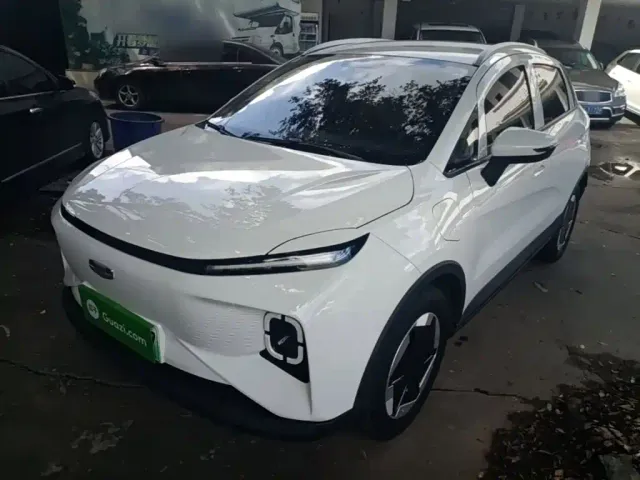 Фотография автомобиля — Geely Geometry E Firefly