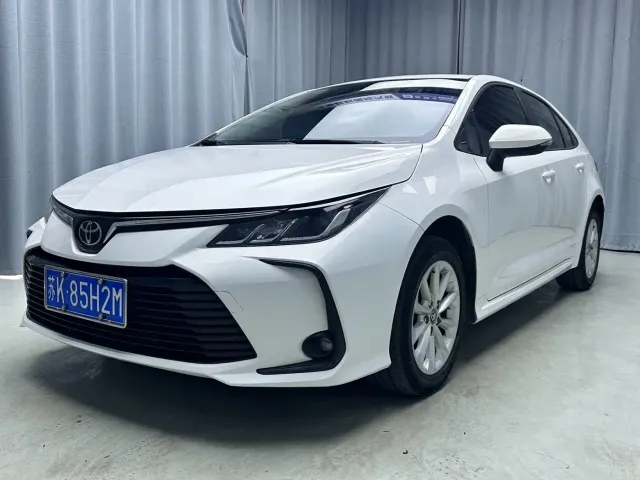 Фотография автомобиля — Toyota Corolla