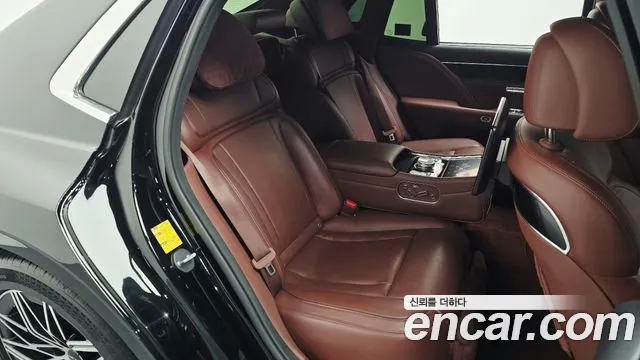 Genesis G90 Бензин 3.5 турбо AWD — Фото автомобиля 12
