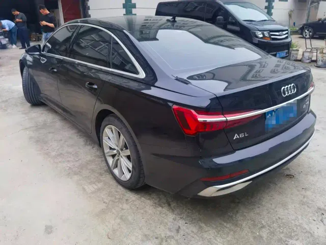 Audi A6L — Фото автомобиля 4