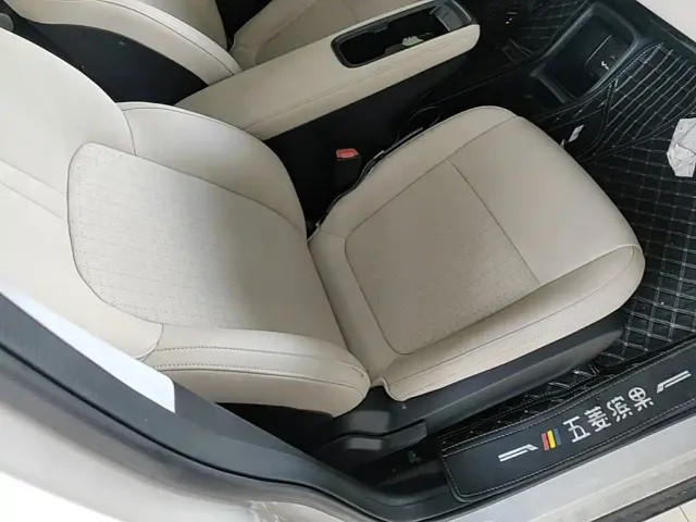 Wuling Binguo PLUS — Фото автомобиля 24