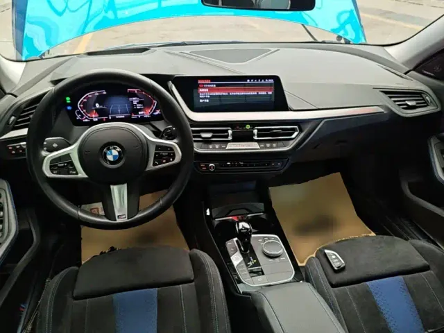 BMW 2 Series — Фото автомобиля 9