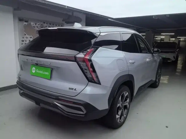 Geely Boyue L — Фото автомобиля 6