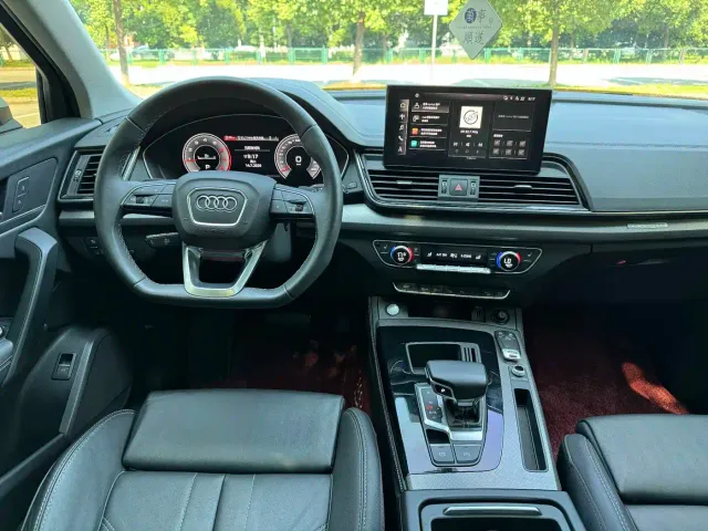 Audi Audi Q5L 2022 40T Luxury Dynamic — Фото автомобиля 15
