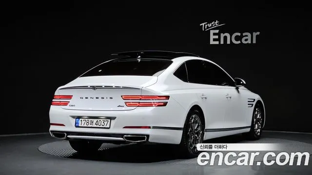 Фотография автомобиля — Genesis G80 RG3