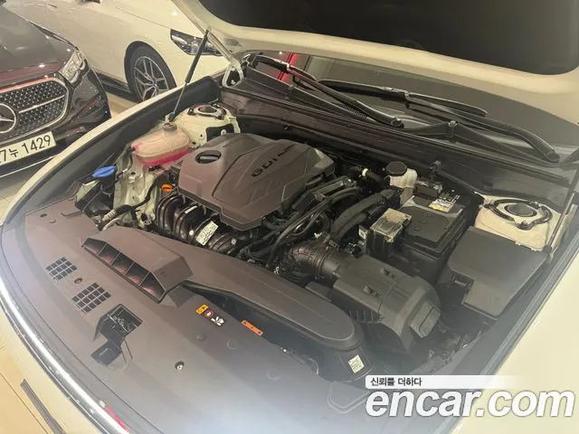 Hyundai Grandeur GN7 — Фото автомобиля 6