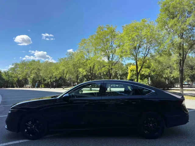 Honda Accord — Фото автомобиля 7