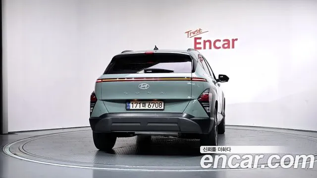 Hyundai Kona SX2 — Фото автомобиля 4