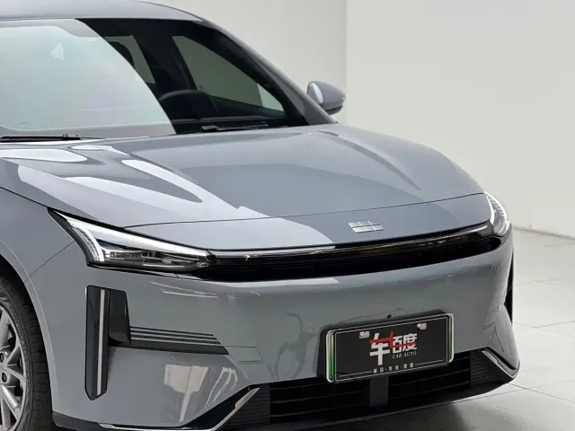 Geely Galaxy L6 — Фото автомобиля 22