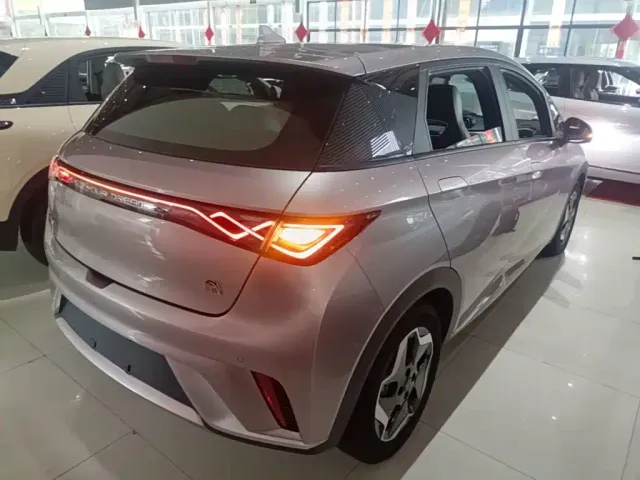 BYD Dolphin 2021 Model 405km Fashion Edition — Фото автомобиля 6