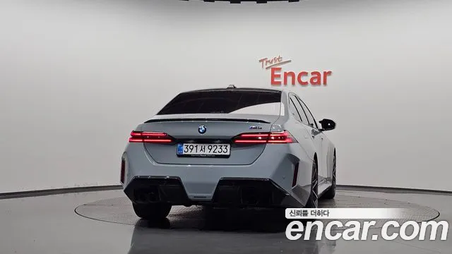 BMW M5 G90 — Фото автомобиля 4