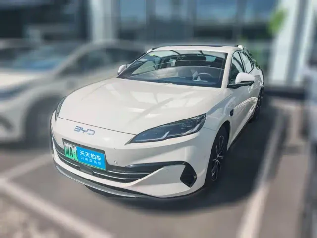 Фотография автомобиля — BYD Seal 06