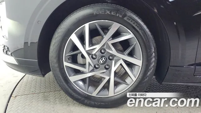 Hyundai Grandeur GN7 — Фото автомобиля 5
