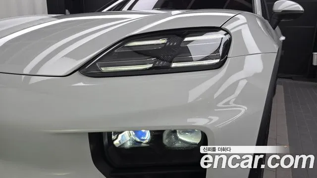 Porsche Macan — Фото автомобиля 20