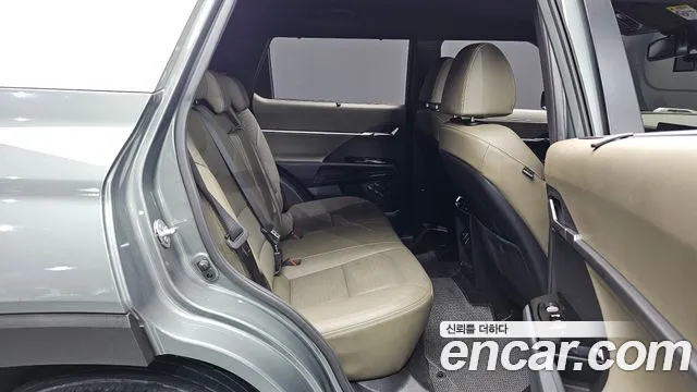 KG_Mobility_Ssangyong Torres Torres Бензин 1.5 2WD — Фото автомобиля 11