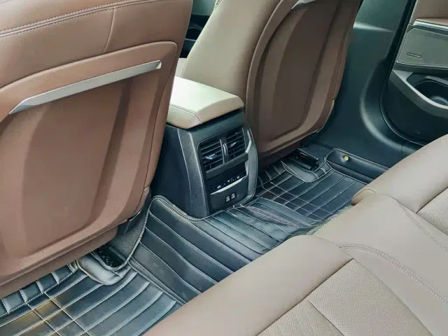 BMW 3 Series — Фото автомобиля 9