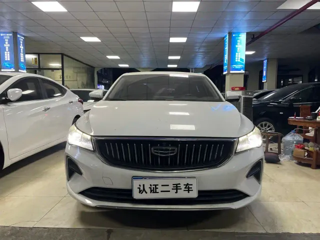 Geely Emgrand — Фото автомобиля 2