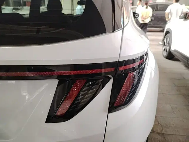 Hyundai Tucson — Фото автомобиля 7