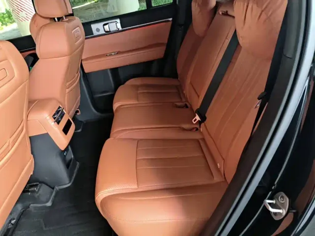 BYD FangChengBao Titanium 7 — Фото автомобиля 16