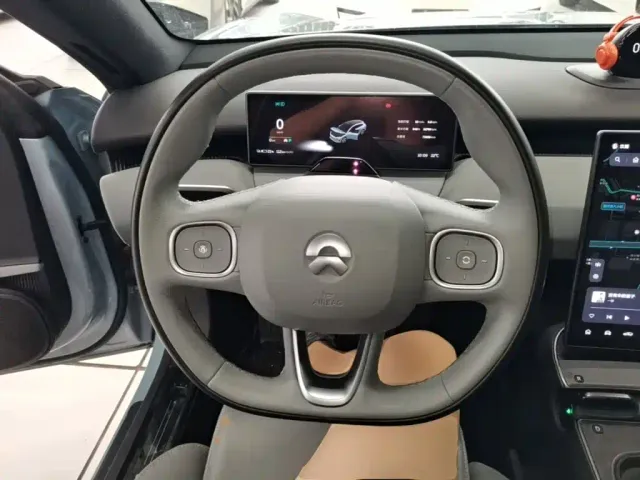 Nio ET5 Touring — Фото автомобиля 6