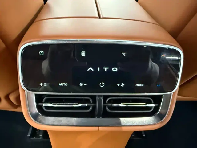 Aito M7 — Фото автомобиля 27