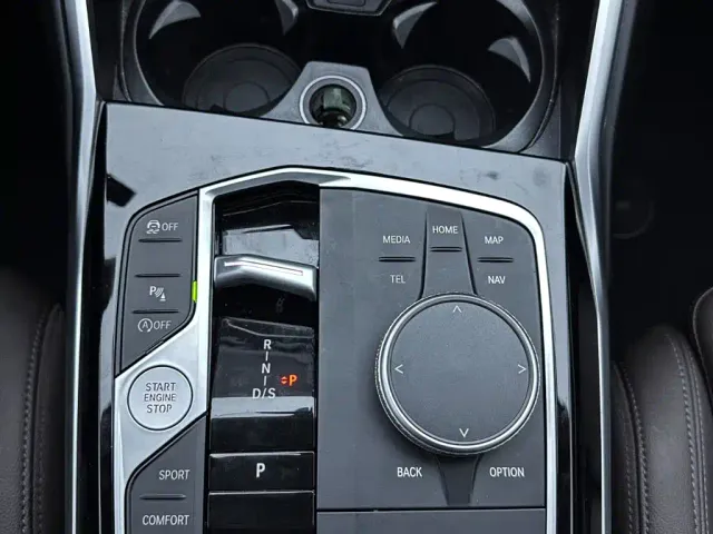 BMW 3 Series — Фото автомобиля 11