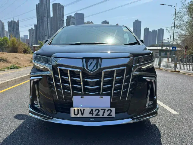 Toyota Alphard — Фото автомобиля 2