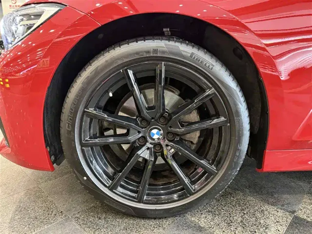 BMW 3 Series — Фото автомобиля 16