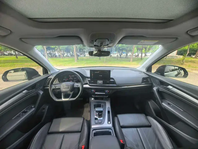 Audi Q5L — Фото автомобиля 10