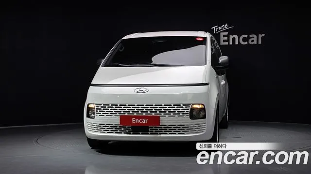 Hyundai Staria Staria Карго 5 мест — Фото автомобиля 3