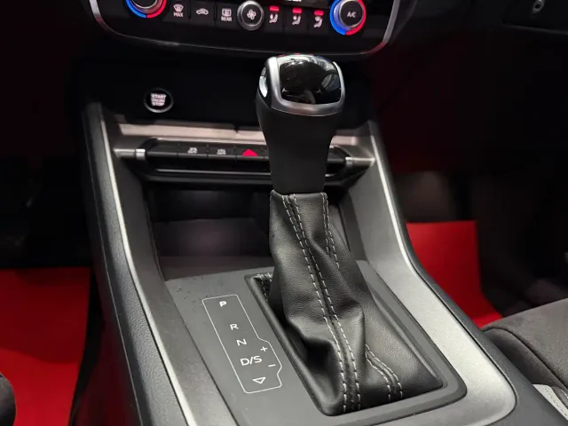 Audi Q3 — Фото автомобиля 13