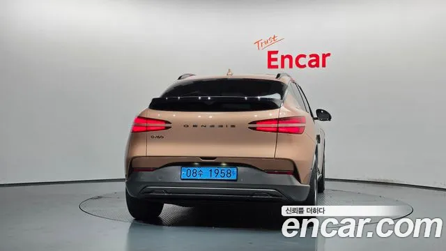 Genesis GV60 — Фото автомобиля 4