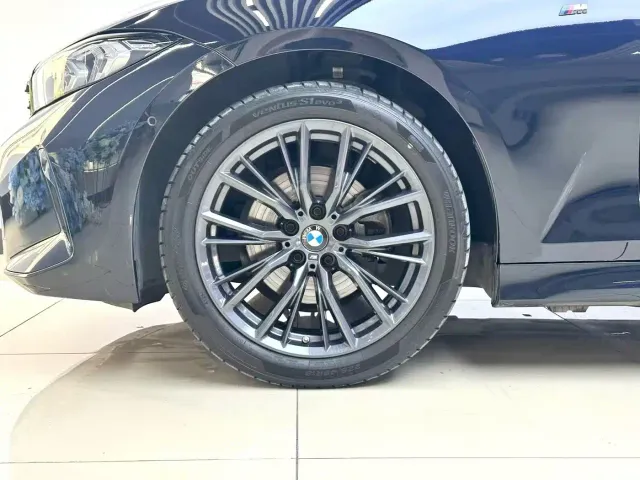 BMW 3 Series — Фото автомобиля 21