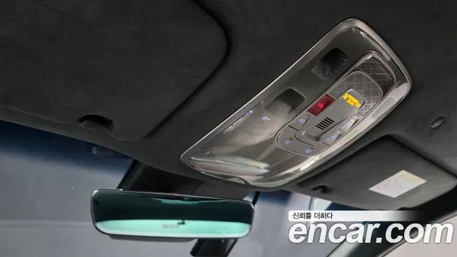 Genesis G90 Бензин 3.5 турбо AWD — Фото автомобиля 16