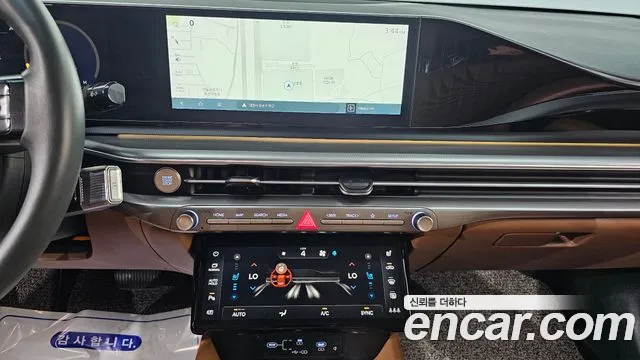 Hyundai Grandeur Grandeur (GN7) 2.5 Бензин 2WD — Фото автомобиля 13