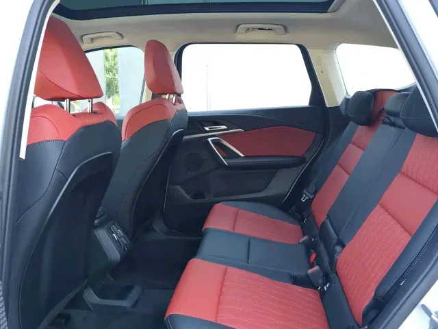 BMW BMW X1 2026 Model Year sDrive25Li M Sport Package — Фото автомобиля 6