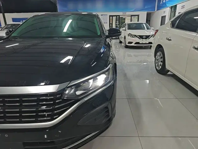 Volkswagen Passat — Фото автомобиля 23