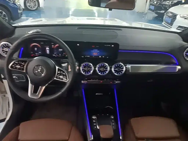 Mercedes-Benz GLB-Class — Фото автомобиля 5