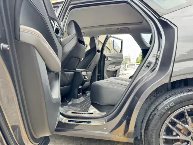Changan Z6 — Фото автомобиля 15