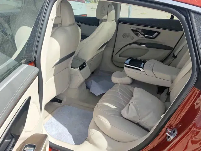 Mercedes-Benz EQS — Фото автомобиля 5