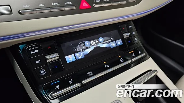 Hyundai Grandeur New — Фото автомобиля 23