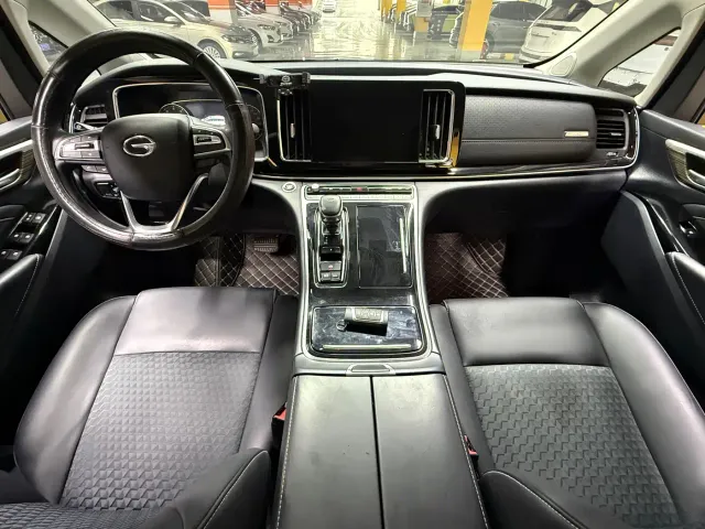 GAC Trumpchi M8 — Фото автомобиля 13