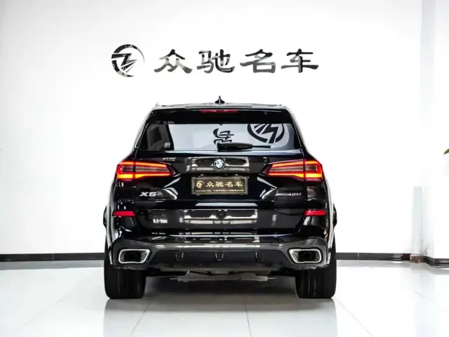 BMW X5 — Фото автомобиля 11