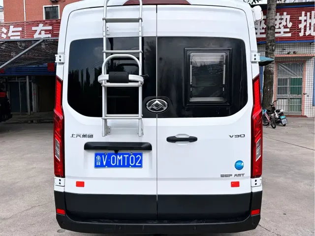 Maxus SAIC Maxus MAXUS V90 RV — Фото автомобиля 4