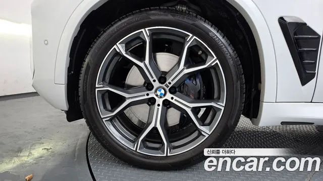BMW X5 — Фото автомобиля 5