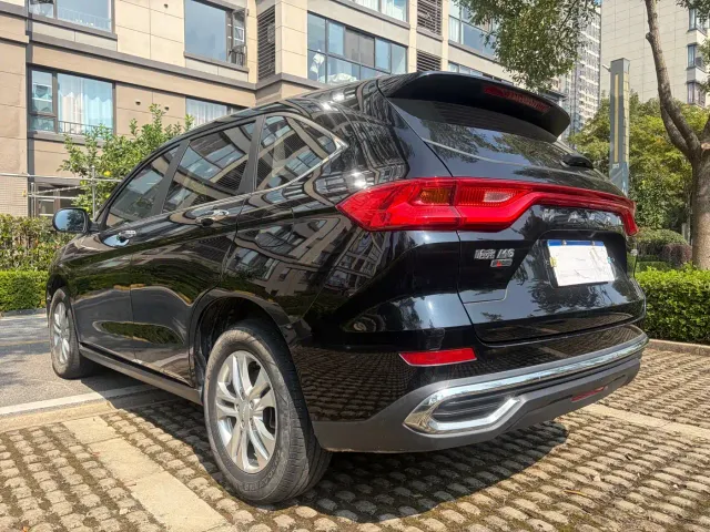 Haval M6 — Фото автомобиля 6