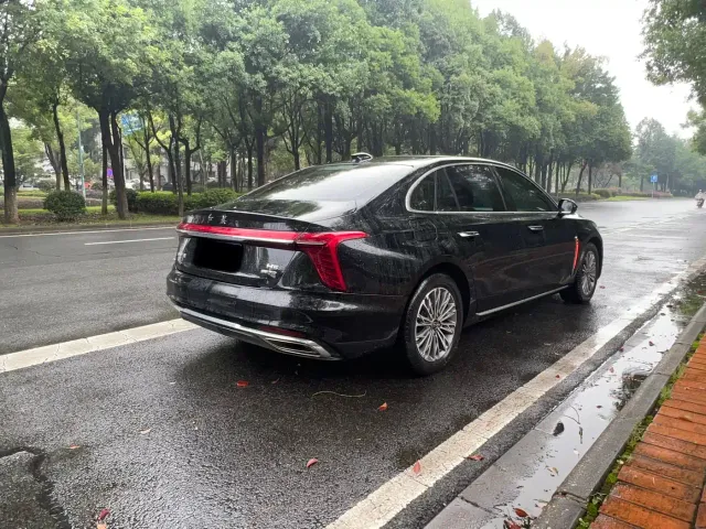 Hongqi H5 — Фото автомобиля 4